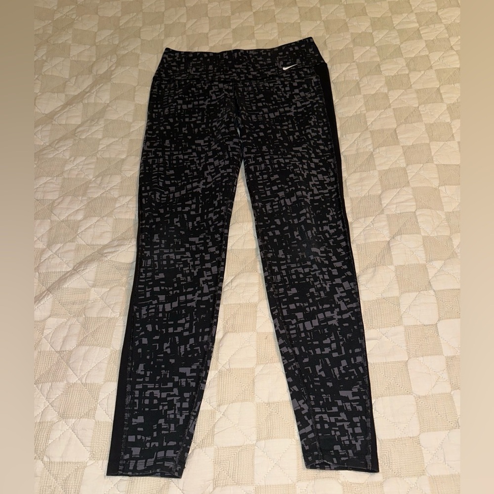 Nike leggings